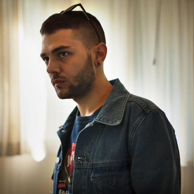 5490-Tom____la_ferme_-_Director_Xavier_Dolan_1
